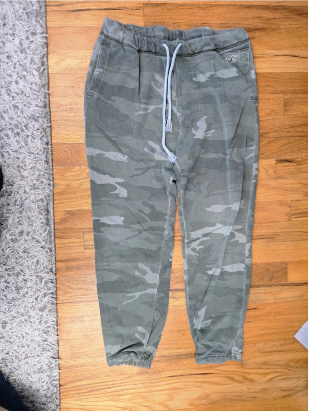 Women's Hollister Camo Joggers Size S Green Grey